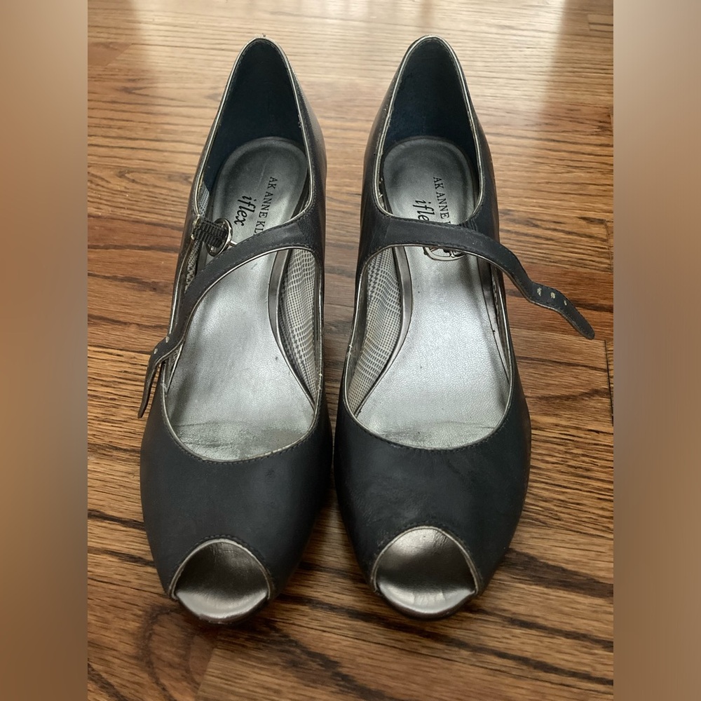 Anne Klein work heels
